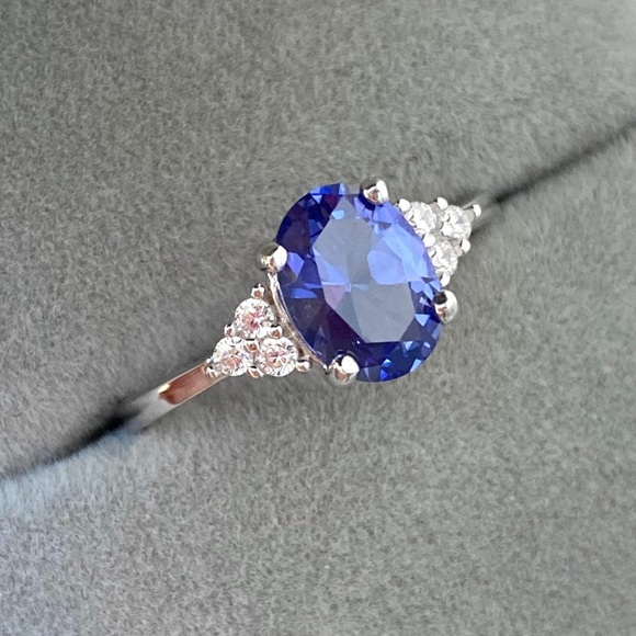Genuine Tanzanite Ring Sterling Silver Oval Tanzanite - Picture 6 of 7